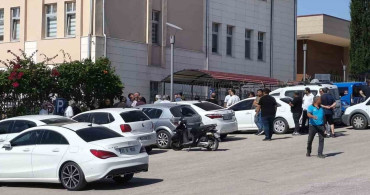 Silifke Belediyesi'ne yönelik operasyonda gözaltına alınan 19 şüpheli adliyeye sevk edildi