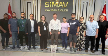 Simav kaymakamı Karaloğlu, Yunanistanlı uzman ve öğretmenleri kabul etti
