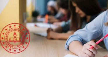 Sınav görevli cezası nedir? Sınav görevi almama cezası nasıl verilir? Sınav görevi cezası alan öğretmen, ne kadar süre sınav görevi alamaz? MEB sınav görevi ceza yönetmeliği