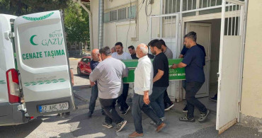 Sınav yolunda meydana gelen kazada hayatını kaybeden gencin cenazesi ailesine teslim edildi