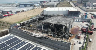 Sincan'daki İlaç Fabrikasında Yangın: Hasar Gün Aydınlanınca Ortaya Çıktı