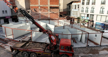 Sındırgı'da Esnaf için Konteyner ve Prefabrik Çarşı Kurulumu Yaygınlaşıyor