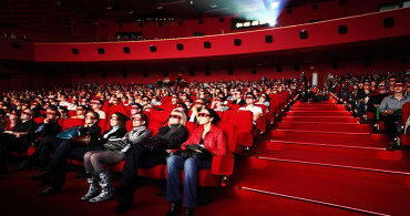 Sinema Salonları Açık mı?