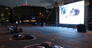 Sinemaseverler İçin Yeni Etkinlik: Minderli Sinema