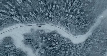 Sinop ve Samsun'da Kar Yağışı Etkili Oluyor