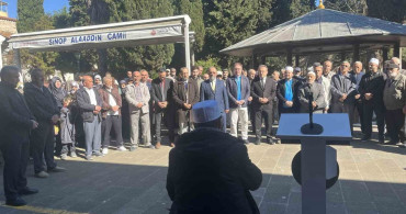 Sinop’ta Hacı Adayları Dualarla Uğurlandı