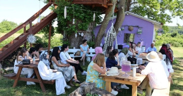 Sinop’ta lavanta bahçesinde bilimsel söyleşi