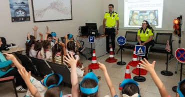 Sinop'ta minik öğrencilere polis mesleği tanıtıldı