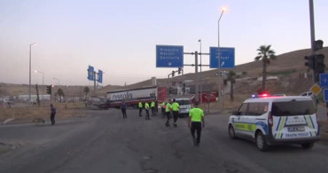 Şırnak'ın Cizre ilçesinde iki tır çarpıştı: 2 yaralı