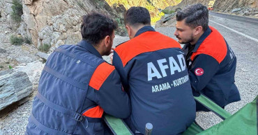 Şırnak'ta balık tutarken kaybolan genç için Habur çayı didik didik aranıyor