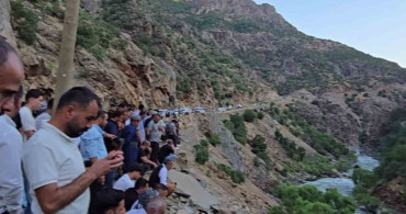 Şırnak'ta Habur Çayı'nda kaybolan genç için arama çalışmaları devam ediyor