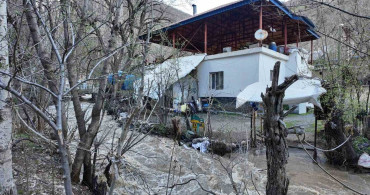 Şırnak'ta Sel Felaketi: Evler ve Ahırlar Sular Altında Kaldı