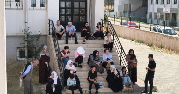 Şırnak’ta yks heyecanı: sınava geç kalanları emniyet yetiştirdi