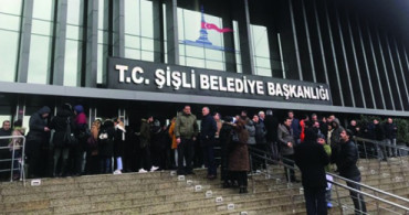 Şişli Belediyesi'nde Maaşlarını Alamayan İşçiler Açlık Grevine Başladı