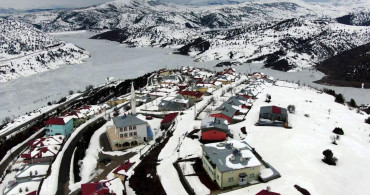 Bu köye gelen geri dönmek istemiyor! Mülk sahibi olmak için sıraya giriyorlar
