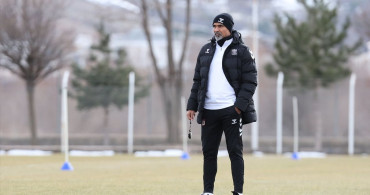 Sivasspor, Keçiörengücü ile Maç Hazırlıklarını Sürdürüyor