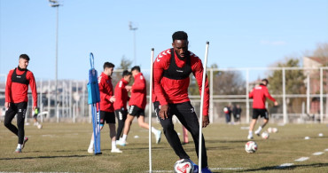 Sivasspor Sakaryaspor Maçına Hazırlanıyor