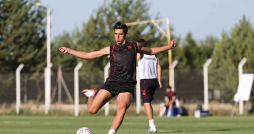 Sivasspor, yeni sezon hazırlıklarına çift antrenmanla devam ediyor
