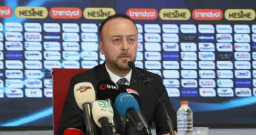 Sivasspor'da olağanüstü genel kurul ertelendi ve Burak Özçoban yeniden aday