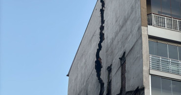 Sivas'ta Binanın Yıkımı Sırasında 21 Daire Tahliye Edildi