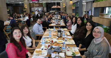 Sivas’ta Eczacılar Eczacılık Günü'nü Kutladı