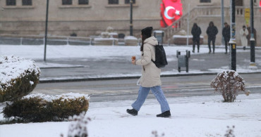 Sivas'ta Kar Yağışı Etkisini Gösteriyor