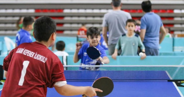 Sivas'ta Raketlerle Şampiyona Coşkusu