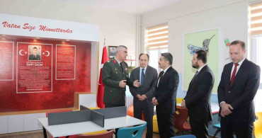 Sivas'ta Şehit İstihkam Uzman Çavuş Ümit Üzüm Kütüphanesi Açıldı