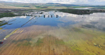Sivas’ta Tarihi Yağışlar Tarım Arazilerini Sular Altında Bıraktı