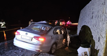 Sivas'ta Trafik Kazası: 1 Ölü, 2 Yaralı