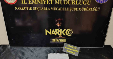 Sivas’ta Uyuşturucu Operasyonu: 5 Gözaltı, 2 Tutuklama