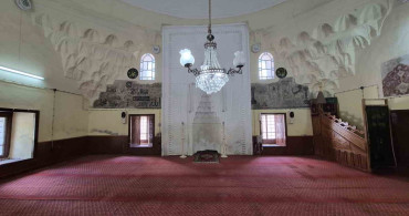Sivrihisar'daki Haznedar Camii, Anadolu'nun ilk Kabe minyatürünü barındırıyor