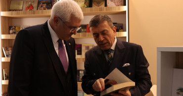 Sofya'daki Uluslararası Kitap Fuarı'nda Türk Standına Yoğun İlgi