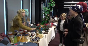 Soğan Kabuğundan Yapılan Ruj: Sıfır Atık Projesinin Gözdesi