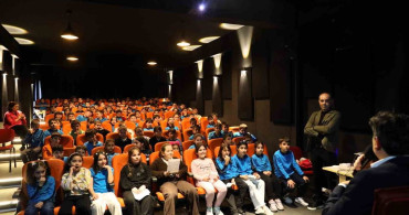 Söğüt Belediye Başkanı Durgut, Öğrencilerle Yerel Yönetimler Hakkında Buluştu