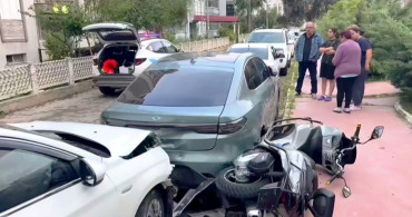 Söke'de Trafik Kazası: 5 Araç Hasar Gördü, 1 Yaralı
