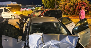 Söke'de Trafik Kazası: Köpeğe Çarpan Otomobil Karşı Şeride Geçti