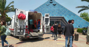 Son dakika: Bursa'da bir alışveriş merkezinde çökme meydana geldi!