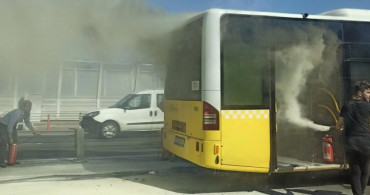 Son Dakika! Haliç'te seyir halinde olan metrobüste yangın çıktı! Yolcular tahliye ediliyor!