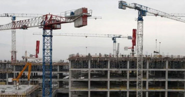 Son Dakika: İstanbul Avcılar'da İnşaatın İskelesi Düştü: Bir işçi Havada Asılı Kaldı!