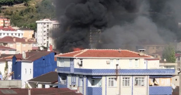 Son Dakika: Sultanbeyli’de Yangın Çıktı
