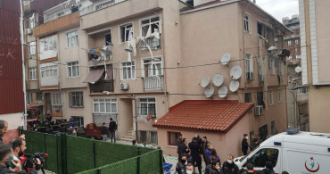 Son Dakika: Üsküdar'da 3 Katlı Bir Binada Patlama!