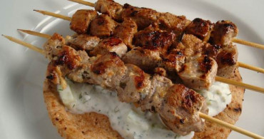 Souvlaki Nasıl Yapılır? Souvlaki (Suvlaki) Tarifi
