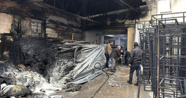 Sultanbeyli'de Boya İmalathanesinde Yangın Söndürüldü