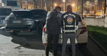 Sultangazi'de Kırmızı Işık İhlali: Sürücüye Cezai İşlem Uygulandı