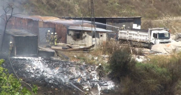 Sultangazi'de yeniden yangın: Plastik eşya deposu tekrar alev aldı
