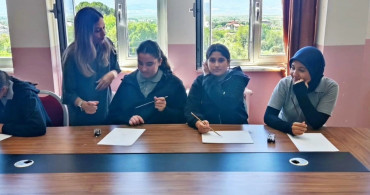 Sultanhisar'da Öğrencilere Hat Sanatı Eğitimi Verildi