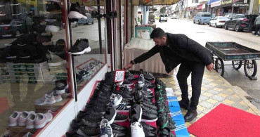 Suluova'da Esnafın Hayırseverliği: 1000 Çift Ayakkabı Dağıtıldı