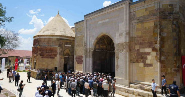 Sungurbey Camii Yeniden İbadete Açıldı