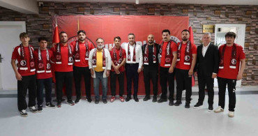 Sungurlu Belediyespor, milli güreşçileri tek çatı altında topladı